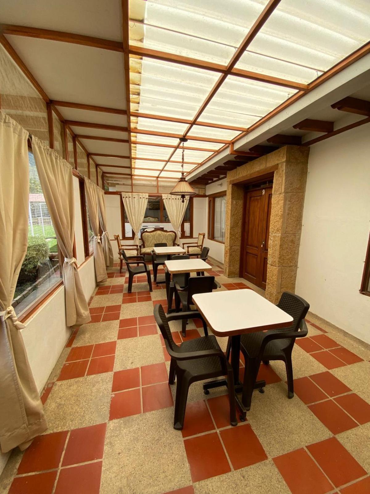 Anita Hotel
